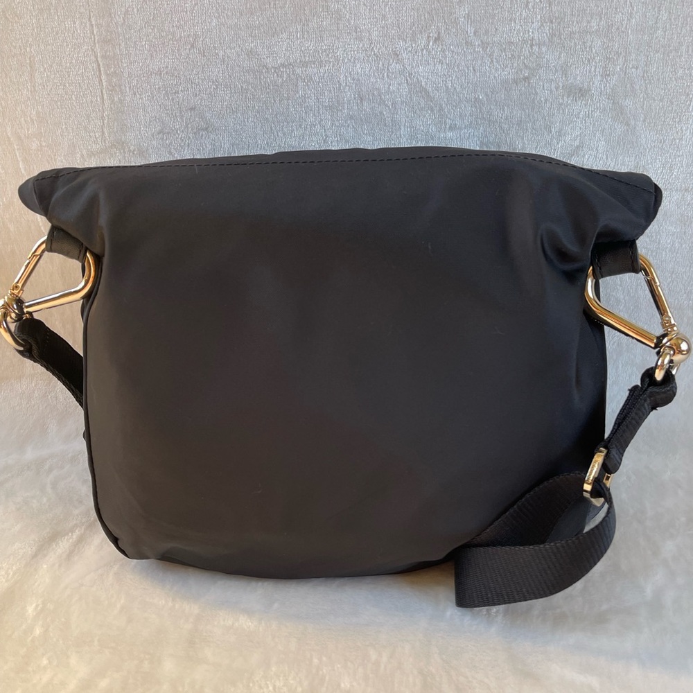 Lululemon All Night Festival Bag Vol 5L in Black /Gold - Picture 4 of 16